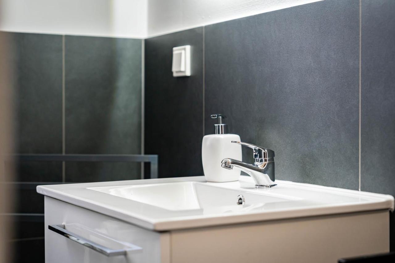 Apartmento Blue Magdeburg - Zentral - Wifi - Netflix Luaran gambar