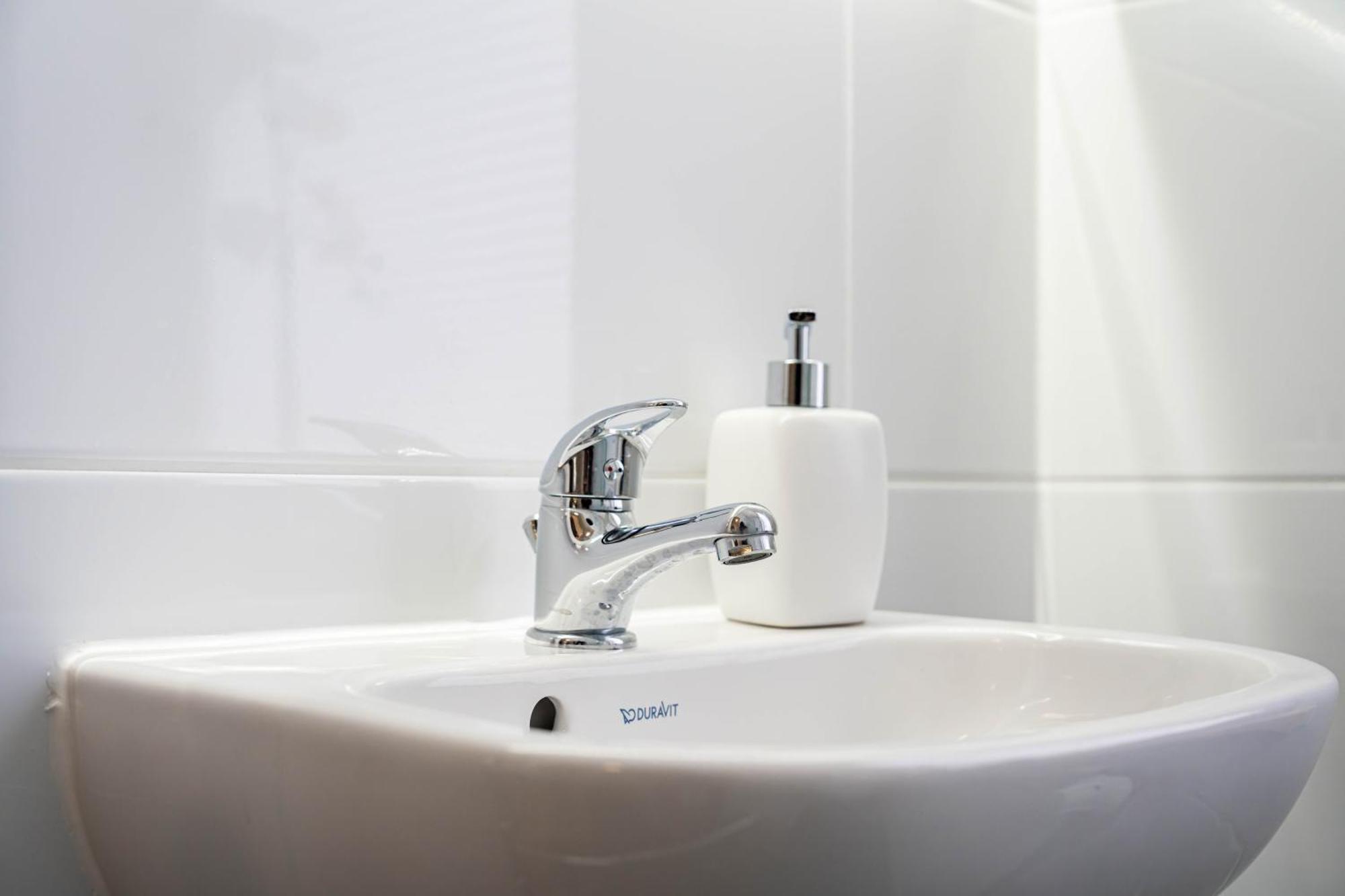 Apartmento Blue Magdeburg - Zentral - Wifi - Netflix Luaran gambar